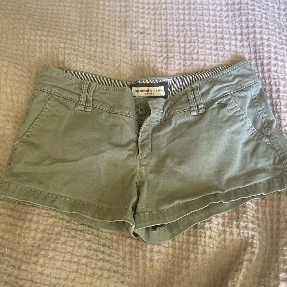 Abercrombie short shorts
